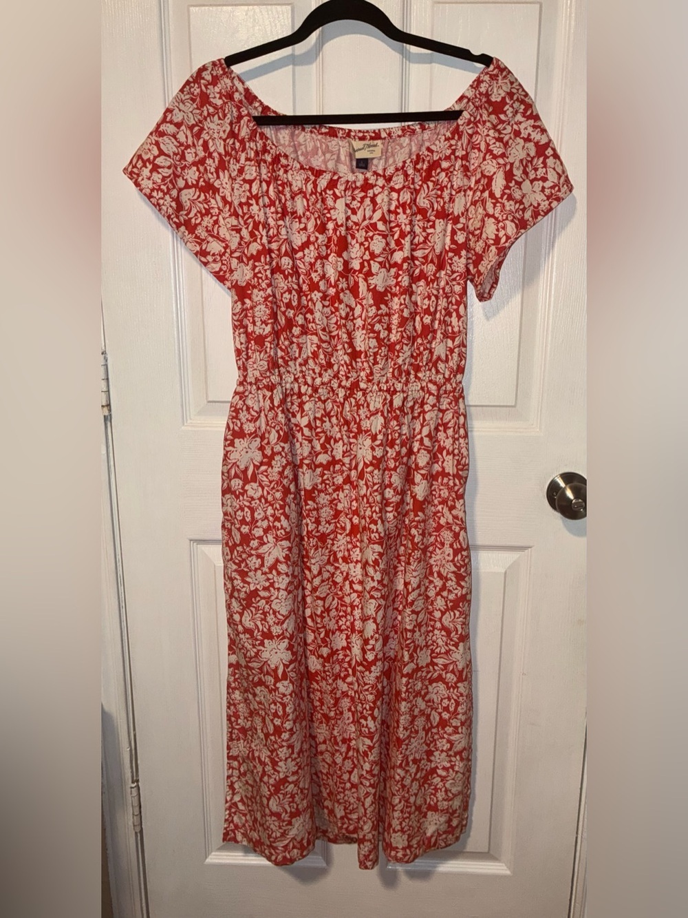Universal Thread Red Floral Midi Dress